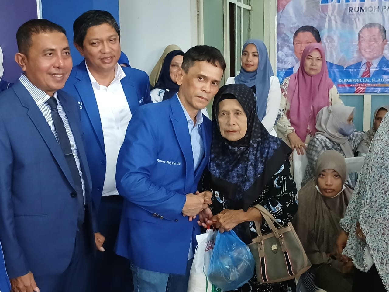 DPW PAN Aceh Bantu Pangan Masyarakat Aceh