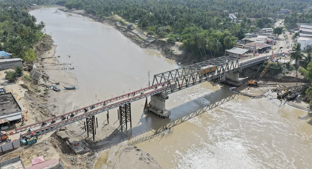 Dua Jembatan Rampung, Distribusi Bantuan Mulai Normal