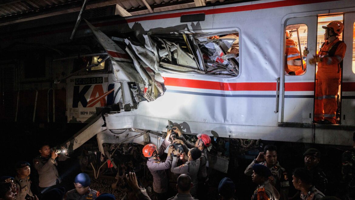 Polisi Periksa 31 Saksi Kasus Kereta di Stasiun Bekasi Timur