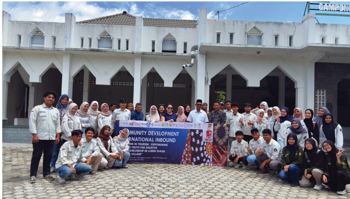 Hari Kedua di Aceh, Tim Pengabdian Internasional USK dan Thailand Gali Potensi UMKM Kuliner Tradisional di Desa Wisata Lubok Sukon