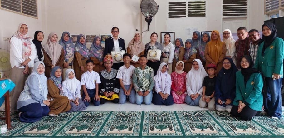 Dorong Pariwisata Inklusif, Tim Pengabdian Internasional USKdan Chulalongkorn University Thailand Berdayakan Siswa SLBBYPAC Banda Aceh